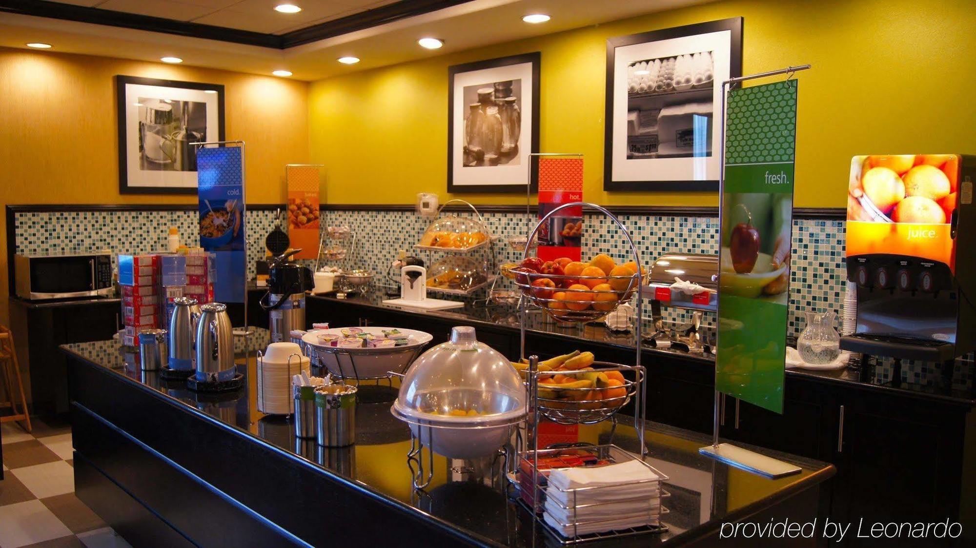 Hampton Inn And Suites Houston Pasadena Restaurant foto